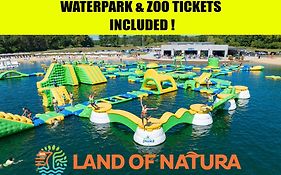 Natura Vue Resort & Boathouse
