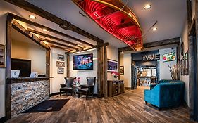 The Vue Boutique Hotel & Boathouse